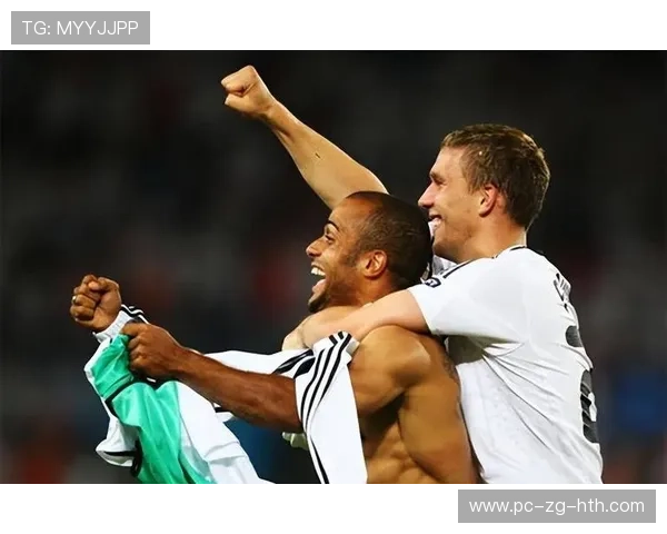 多特边路拖拉式突破制造了比赛高潮